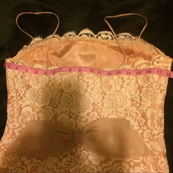 Vintage Lace Dress - Picture 5 of 8